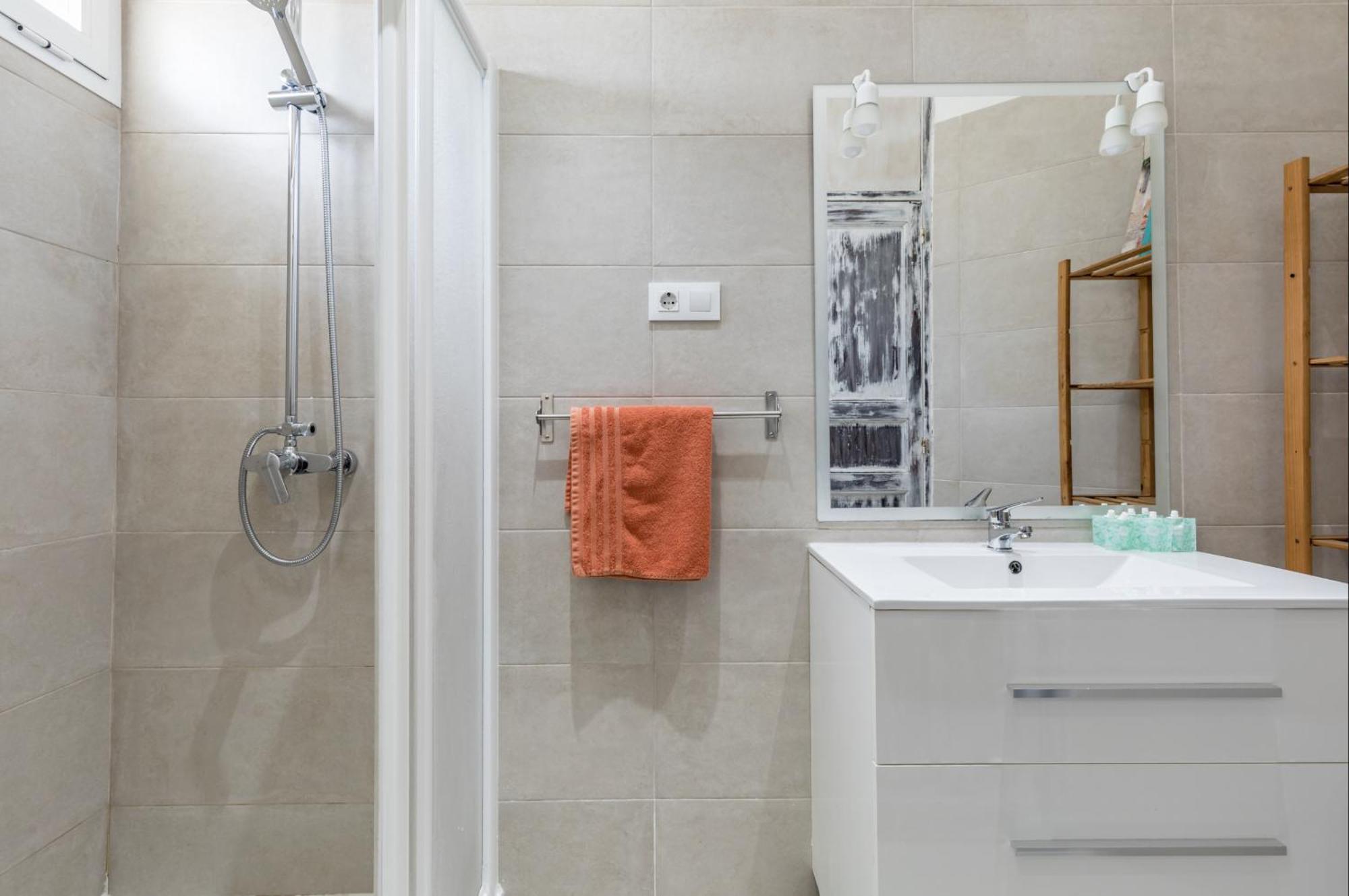 New Calabuig Apartaments Валенсия Экстерьер фото
