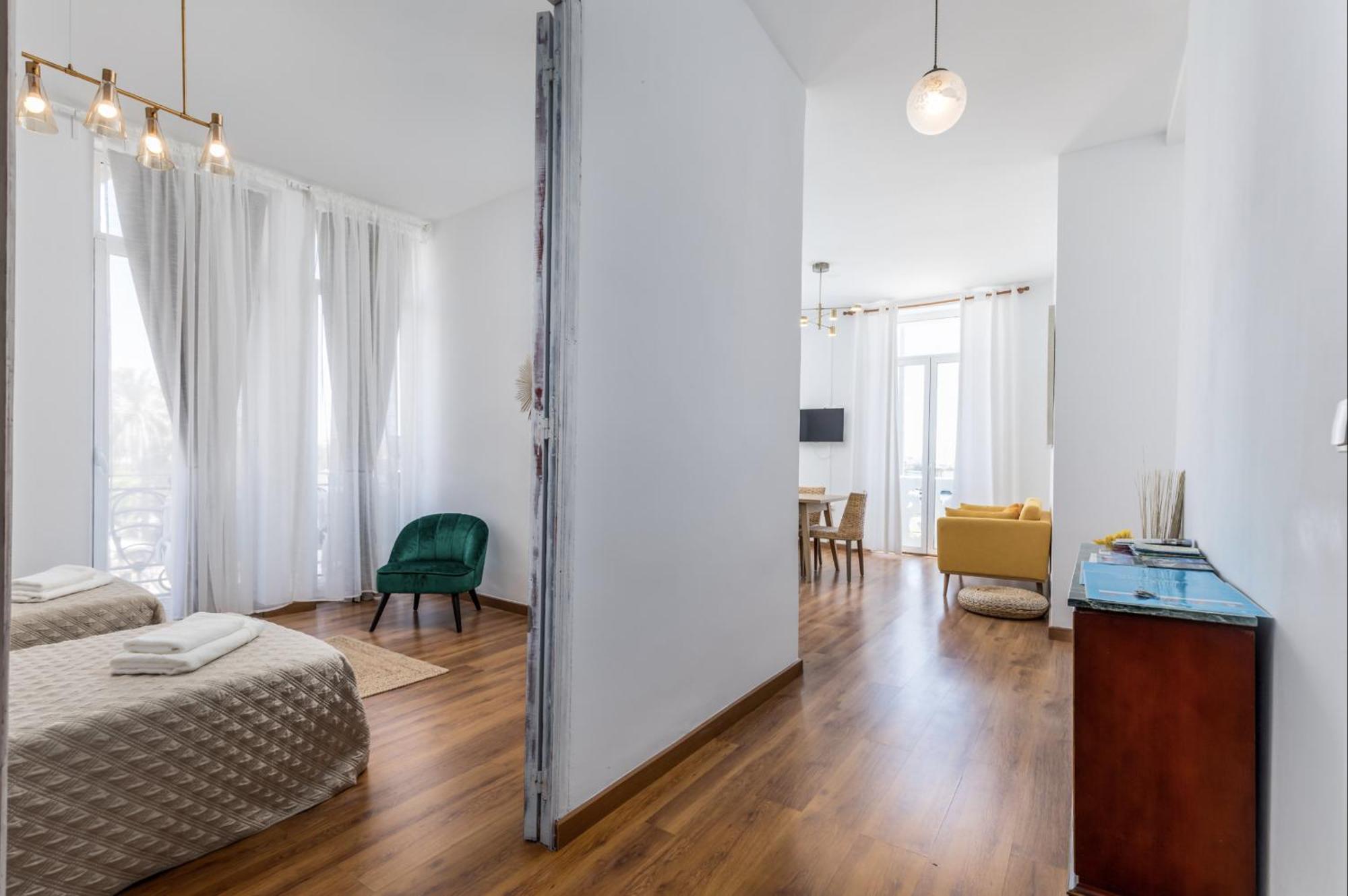 New Calabuig Apartaments Валенсия Экстерьер фото