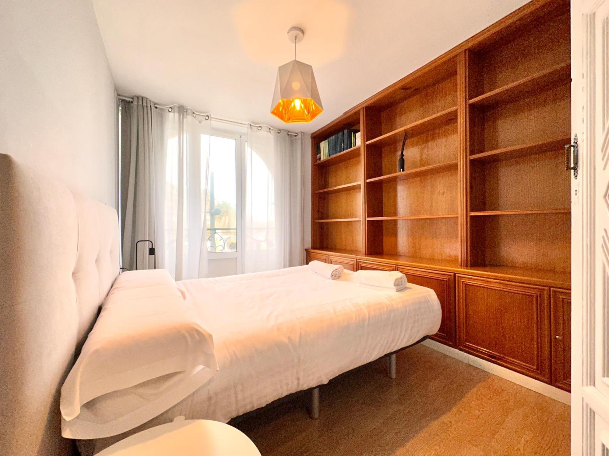 New Calabuig Apartaments Валенсия Экстерьер фото